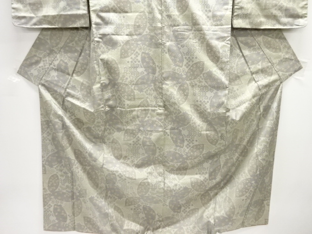  未使用品　草花模様織り出し本場大島紬着物